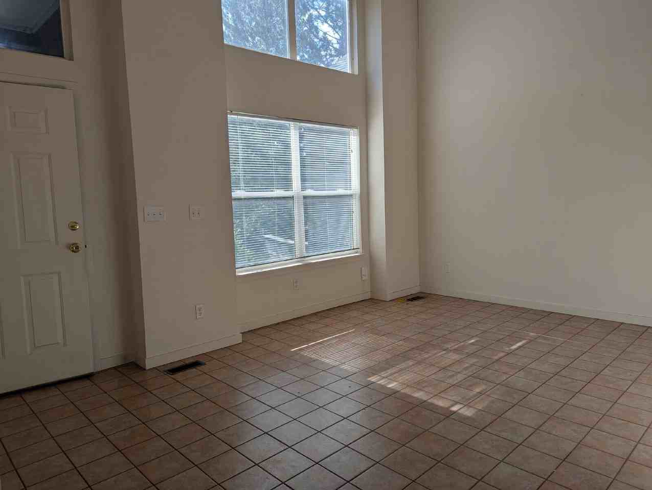 3676 Oakwood Dr - Photo 3 of 14