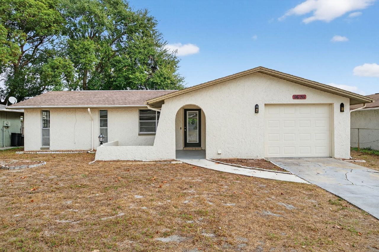 8626 Robilina Rd - Photo 2 of 45