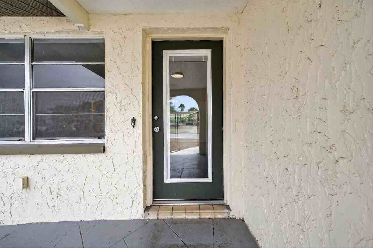 8626 Robilina Rd - Photo 6 of 45