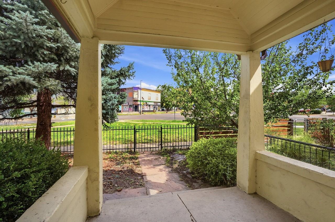 3131 California St - Photo 3 of 28