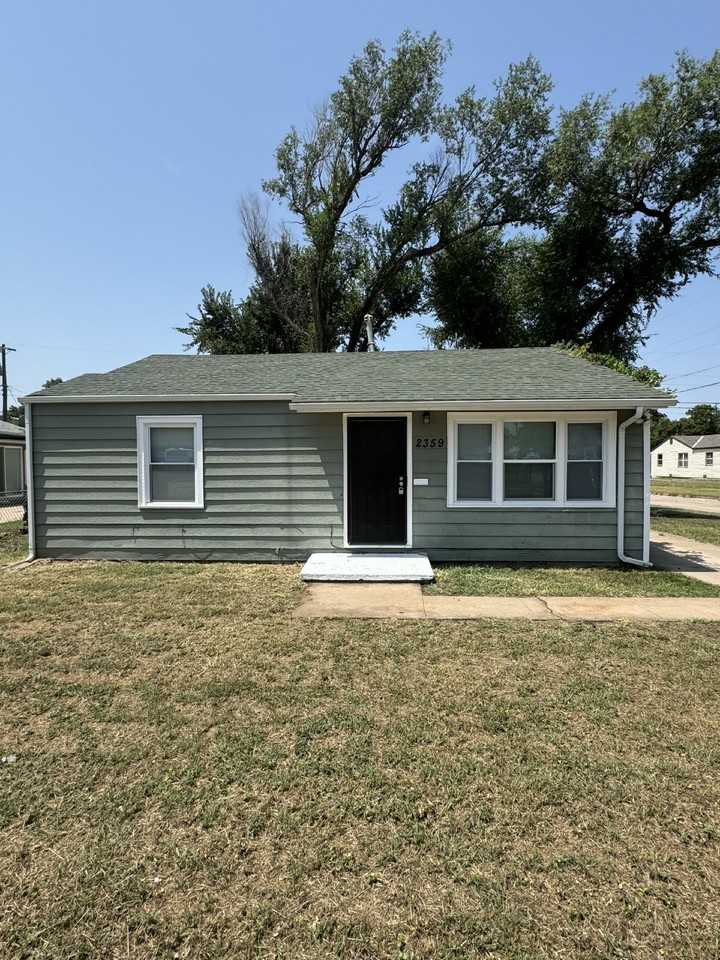 2359 N Estelle St - Photo 2 of 13