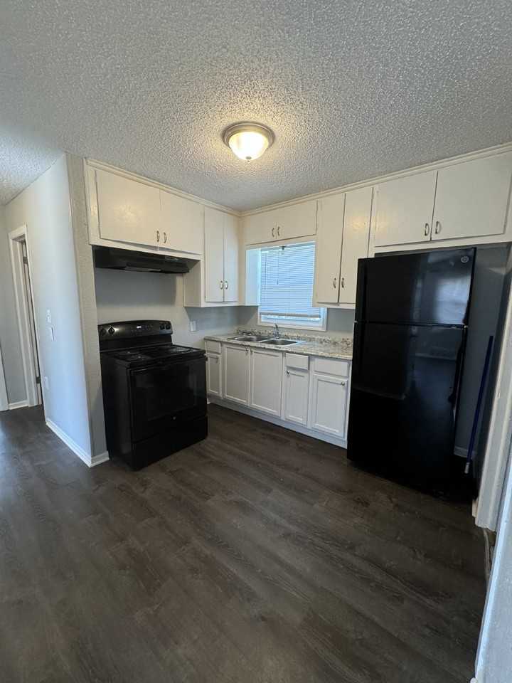 2359 N Estelle St - Photo 5 of 13