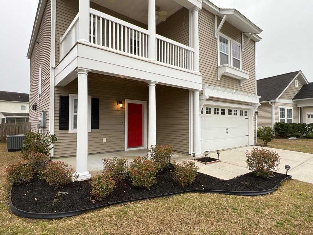579 Crossland Dr - Photo 3 of 41