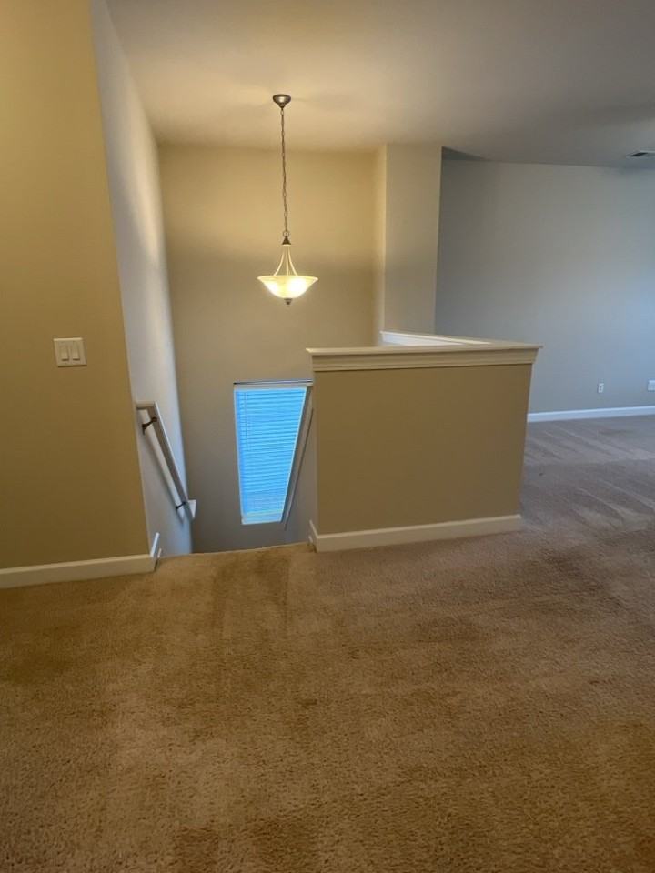 579 Crossland Dr - Photo 6 of 41