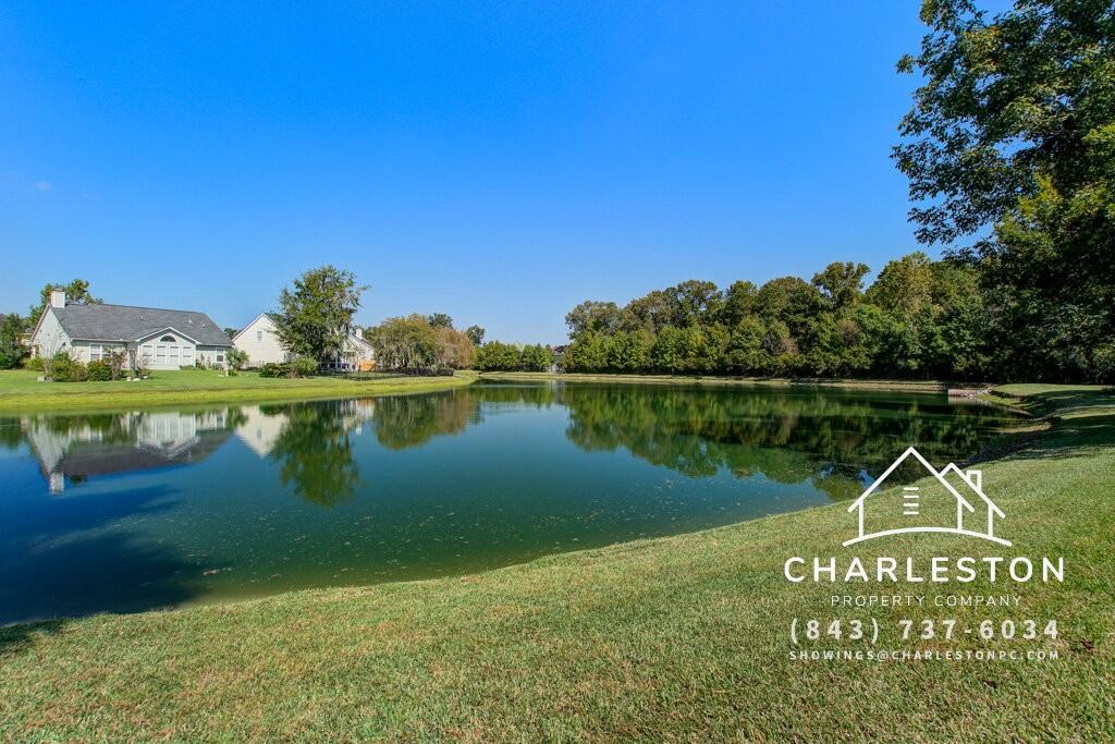 454 Hainsworth Dr - Photo 3 of 25
