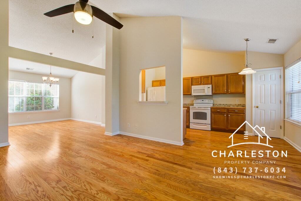 454 Hainsworth Dr - Photo 4 of 25