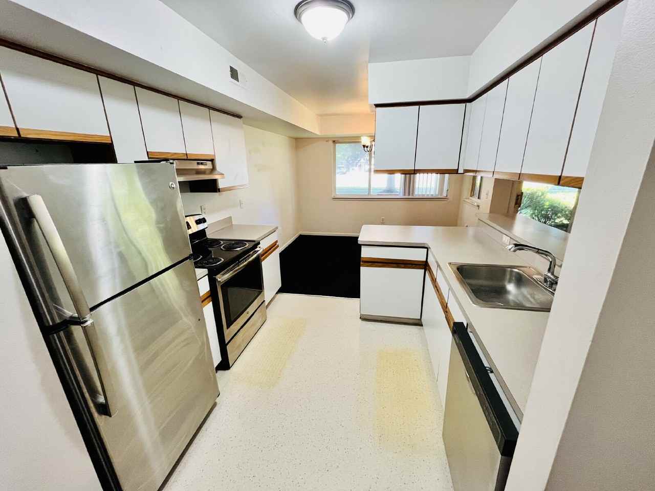 15331 E 10 Mile Rd #2 - Photo 5 of 12