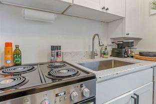82 Price Ave - Photo 1 of 1