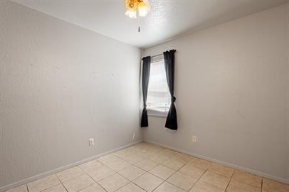 3803 Olympic Ave - Photo 3 of 24