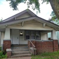 featured image of 222 N Pershing Ave