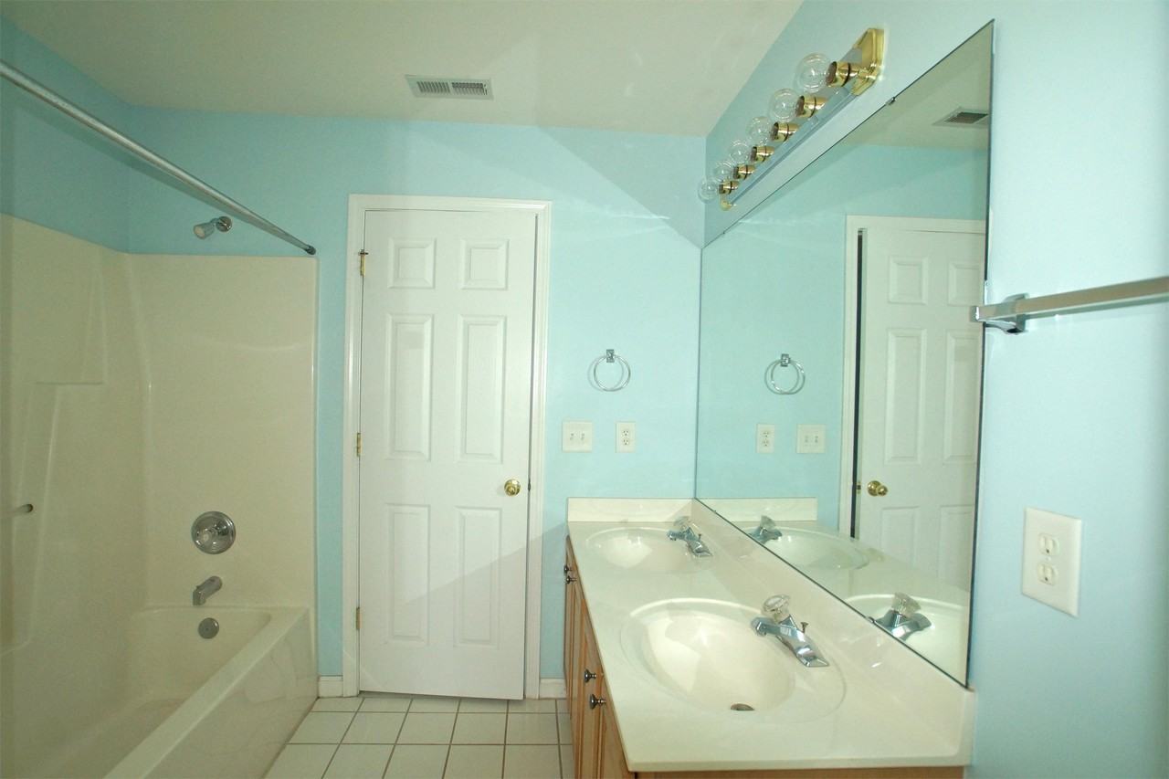 3204 Orchestra Ct - Photo 2 of 50