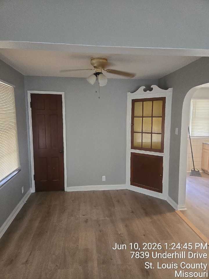 7839 Underhill Dr - Photo 4 of 10