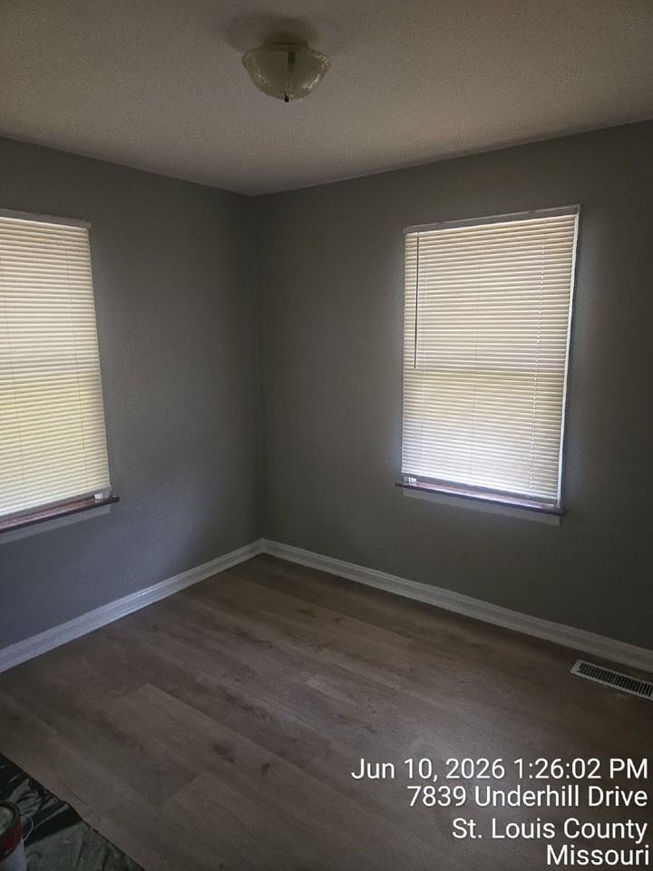7839 Underhill Dr - Photo 5 of 10