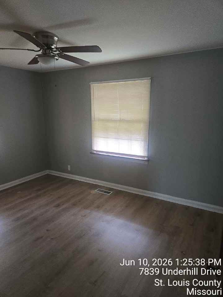 7839 Underhill Dr - Photo 6 of 10