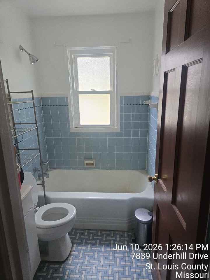 7839 Underhill Dr - Photo 7 of 10