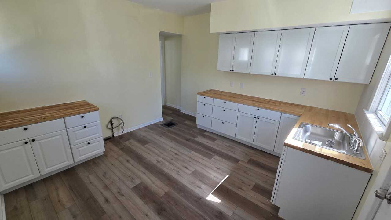 2409 Colburn Ave - Photo 6 of 12
