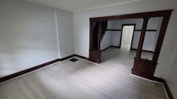 featured image of 3870 W 37th St
