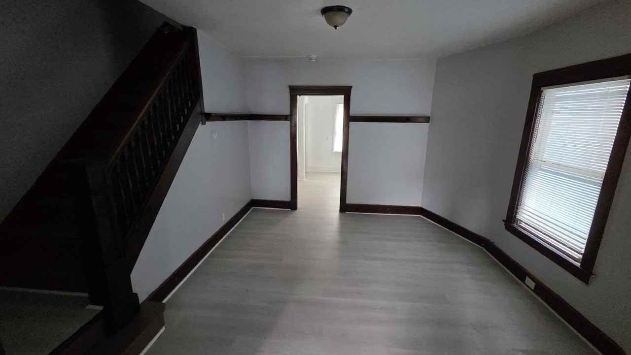 3870 W 37th St - Photo 3 of 16