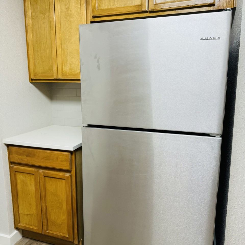 2925 19th St Apt 14 - Photo 4 of 11