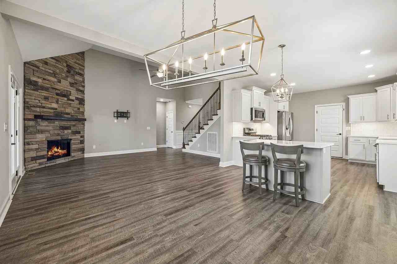1082 Wittys Way - Photo 5 of 22