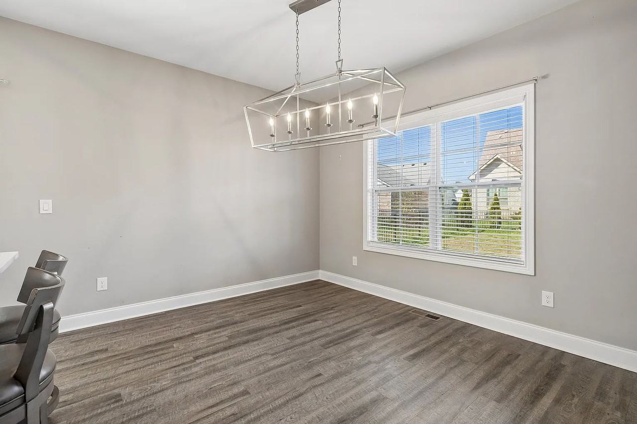 1082 Wittys Way - Photo 6 of 22