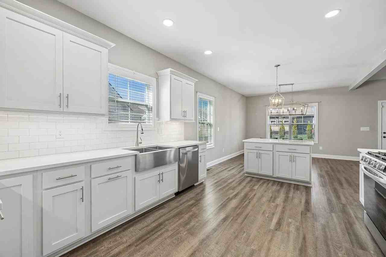 1082 Wittys Way - Photo 7 of 22