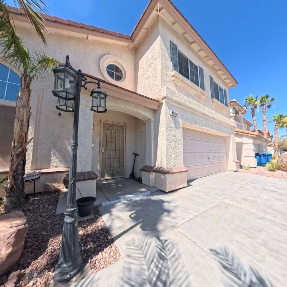8330 Hipwader Ct - Photo 3 of 50