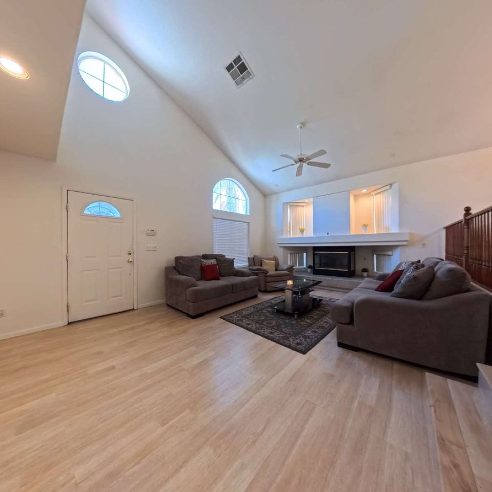 8330 Hipwader Ct - Photo 7 of 50