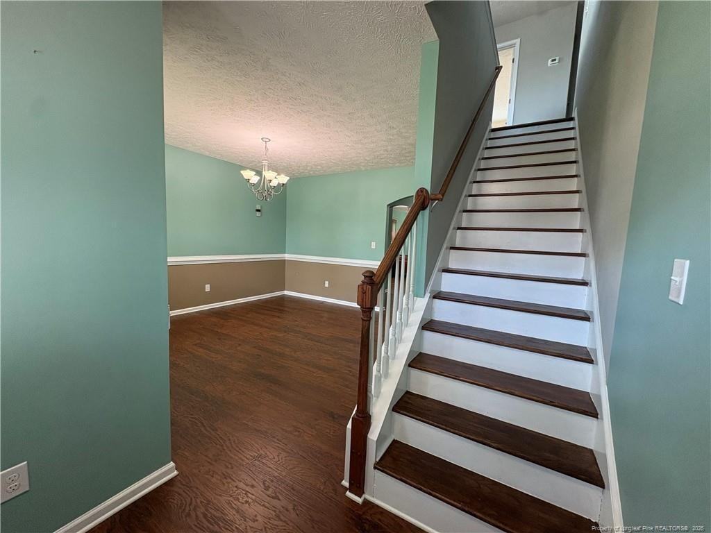 4007 Beaubien Dr - Photo 2 of 40