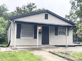 featured image of 1524 N Chester Ave