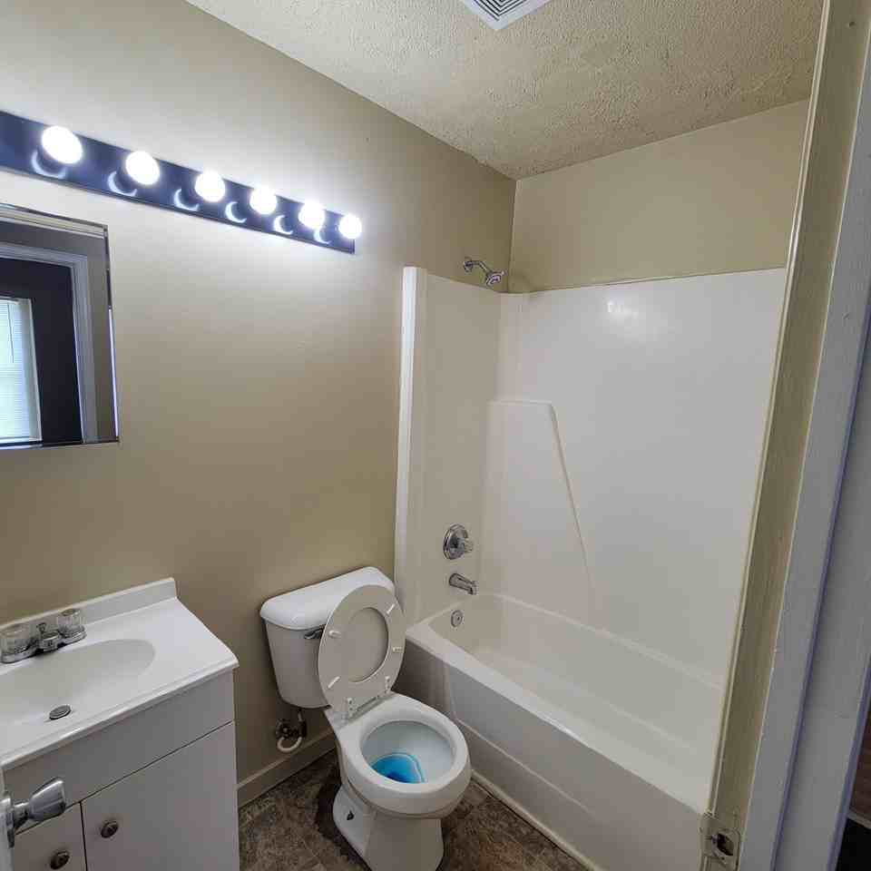 2815 Flap Ln - Photo 2 of 7