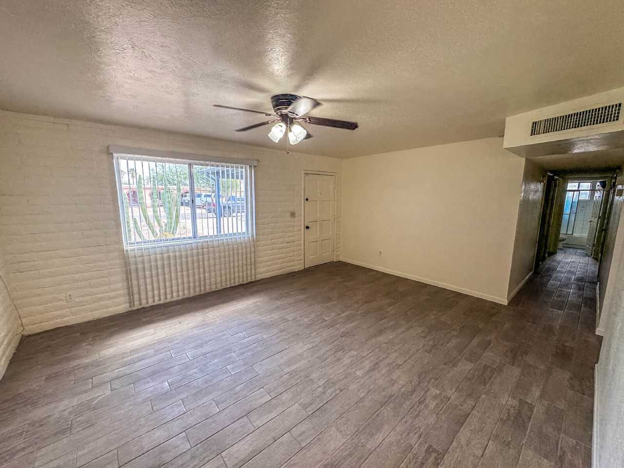 5926 S Herpa Dr - Photo 5 of 24