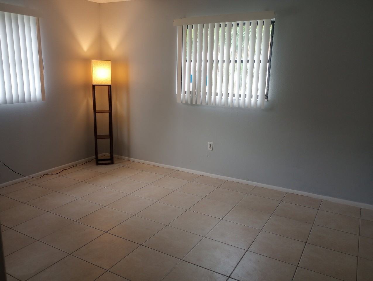 4207 Pierce Ct - Photo 3 of 12