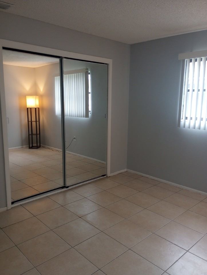 4207 Pierce Ct - Photo 4 of 12