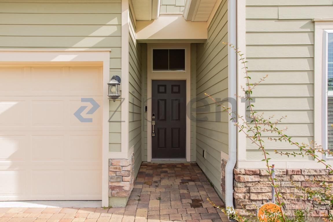 2116 Amberly Dr - Photo 4 of 32