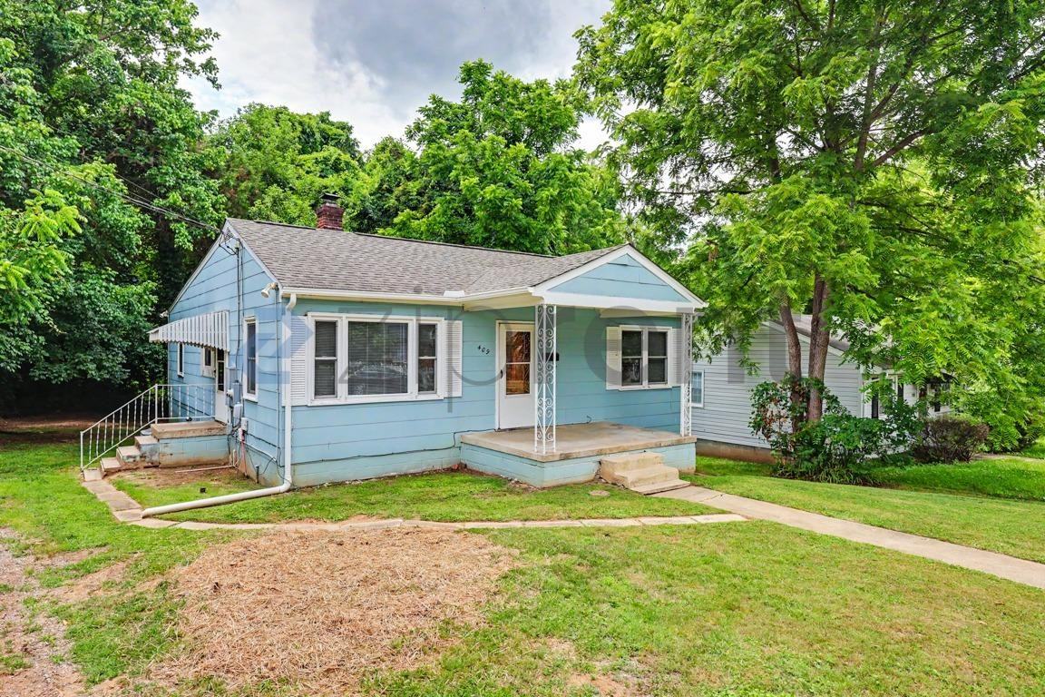 409 Park Ave - Photo 4 of 40