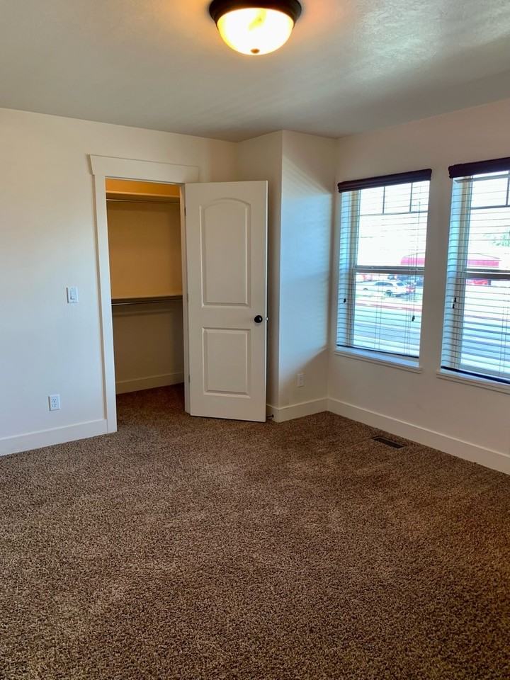 537 Wn #102 - Photo 3 of 10