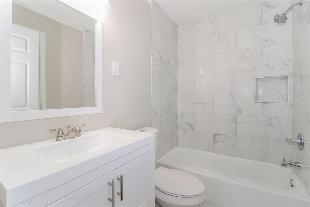 5113 Helene Rd - Photo 3 of 12