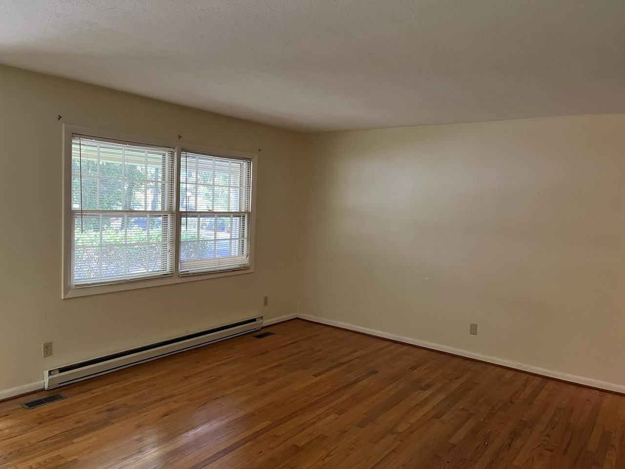 109 W Blythe Cir #A - Photo 2 of 5