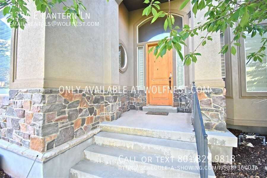 1394 E Lantern Ln - Photo 2 of 50