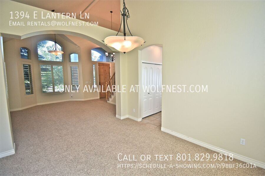 1394 E Lantern Ln - Photo 6 of 50