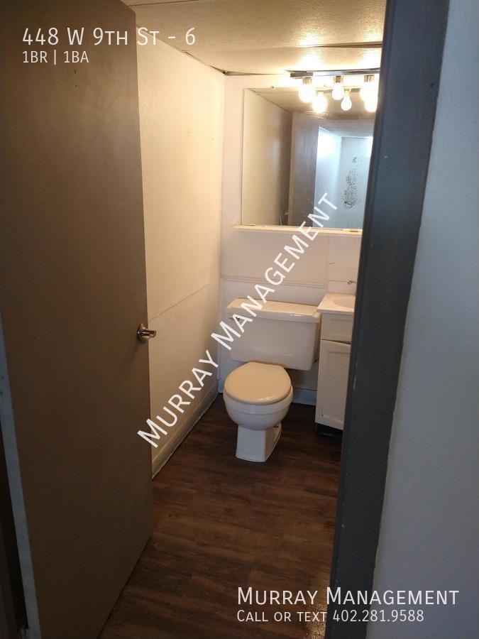 448 W 9th St #6 - Photo 4 of 7