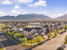 featured image of 35 E Water Ln