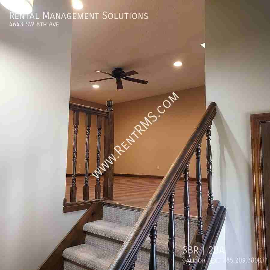4643 Sw 8th Ave - Photo 3 of 31