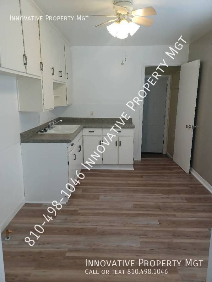 1309 Clancy Ave - Photo 4 of 14