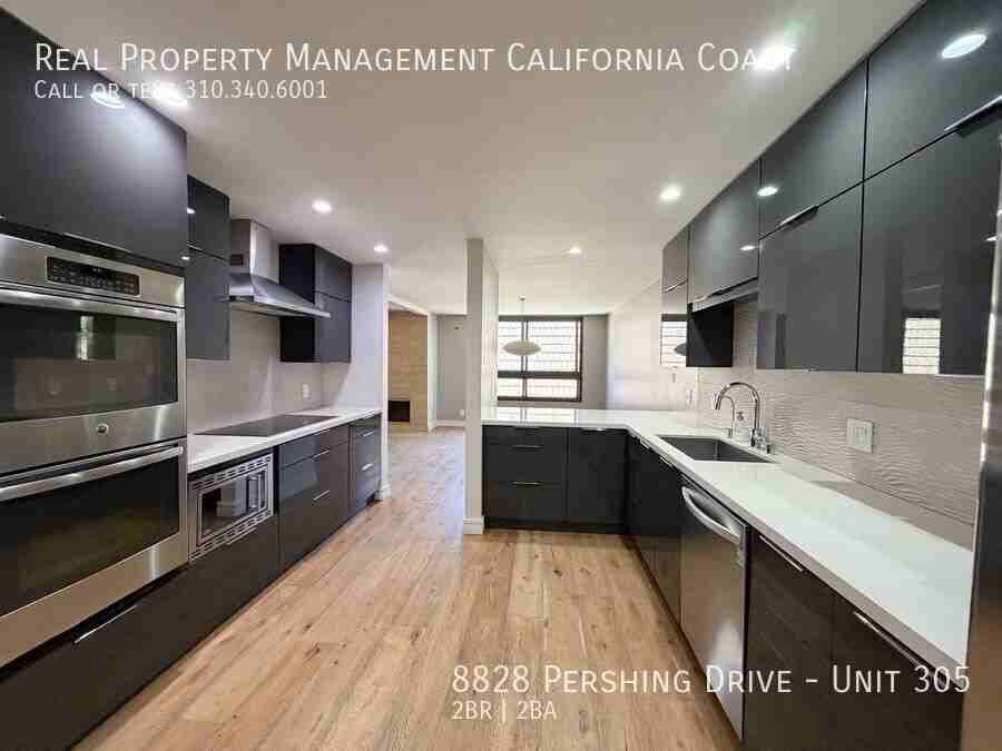 8828 Pershing Dr #305