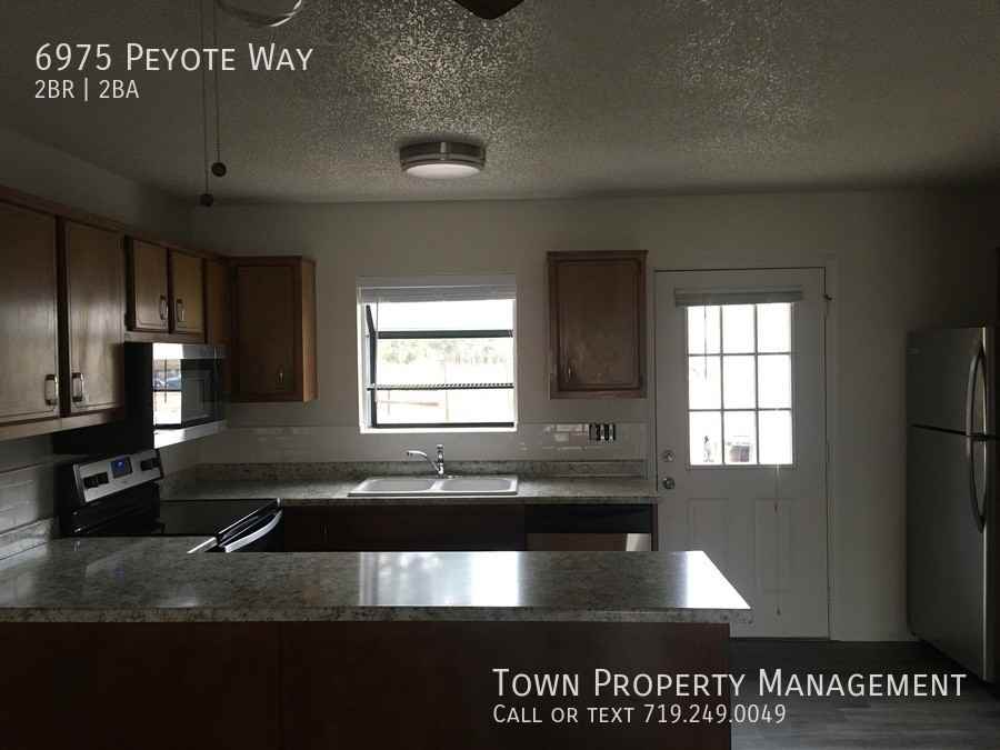 6975 Peyote Way - Photo 4 of 10