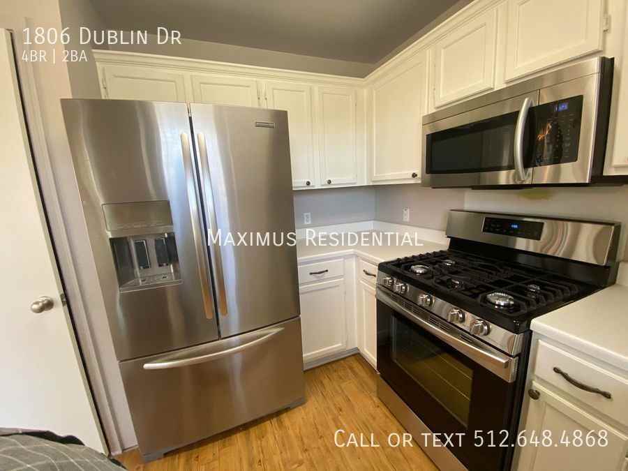 1806 Dublin Dr - Photo 7 of 25