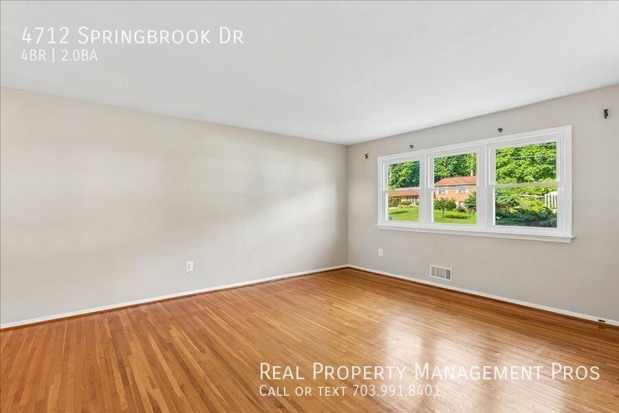 4712 Springbrook Dr - Photo 4 of 42