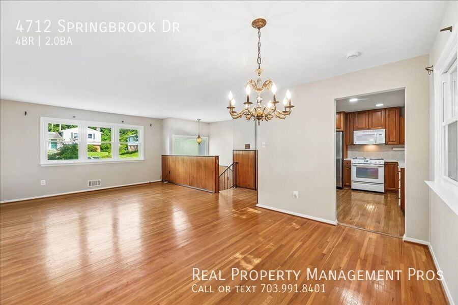 4712 Springbrook Dr - Photo 7 of 42